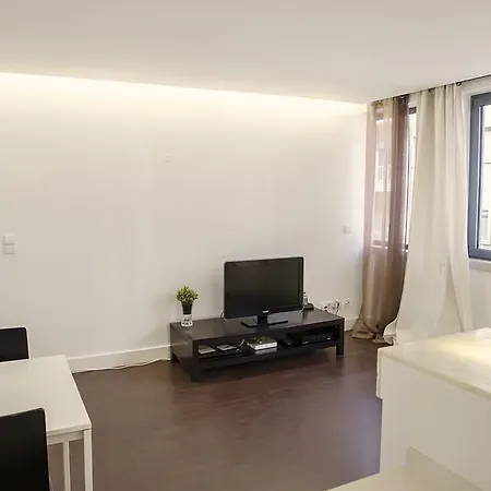 New In Marques De Pombal Apartment *