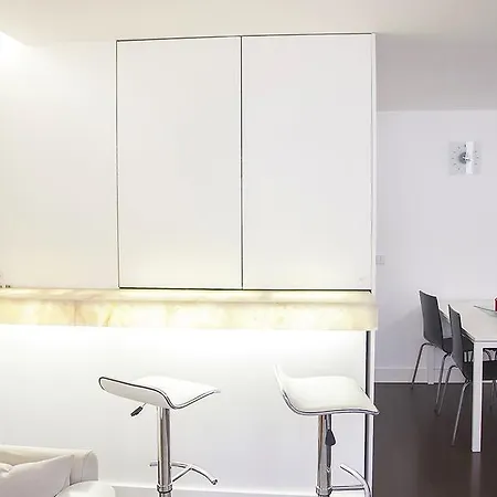 New In Marques De Pombal Apartment Lisbon